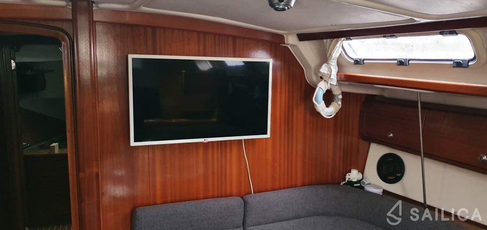 Bavaria 44 - Yacht Charter Sailica