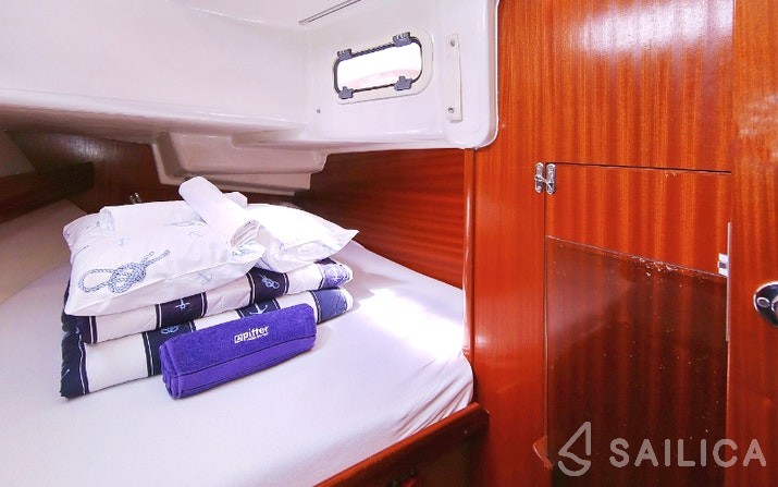 Bavaria 44 - Yacht Charter Sailica