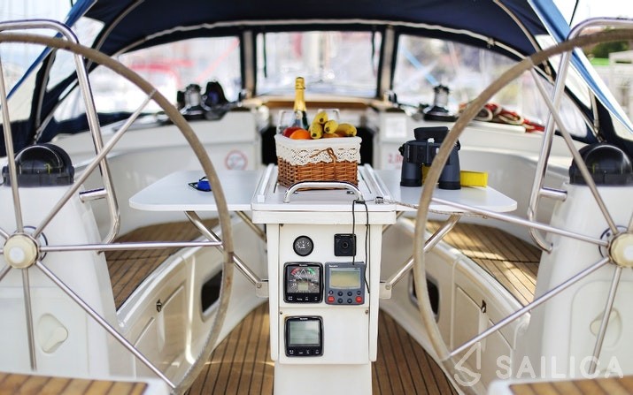 Bavaria 44 - Yacht Charter Sailica