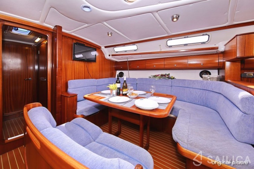 Bavaria 44 - Yacht Charter Sailica