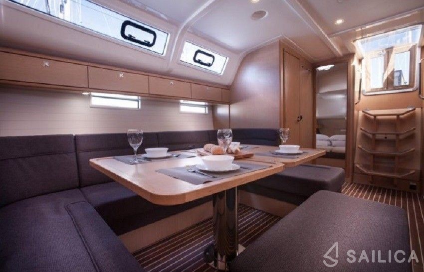 Bavaria 51 Cruiser - Yacht Charter Sailica