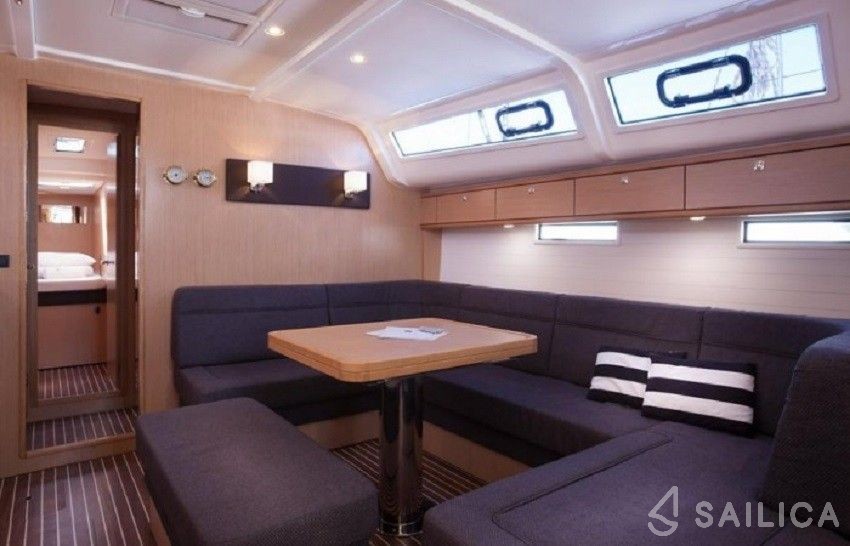 Bavaria 51 Cruiser - Yacht Charter Sailica