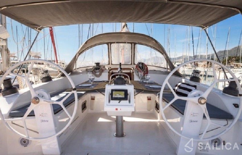 Bavaria 51 Cruiser - Yacht Charter Sailica