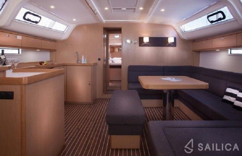 Bavaria 51 Cruiser - Yacht Charter Sailica