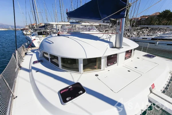 Lagoon 380 S2 - Yacht Charter Sailica