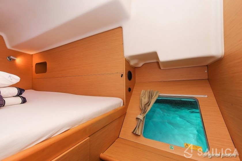 Lagoon 380 S2 - Yacht Charter Sailica
