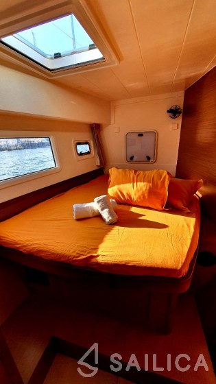 Lagoon 42 - Yacht Charter Sailica