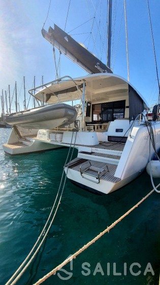 Lagoon 42 - Yacht Charter Sailica