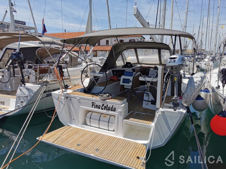 Dufour 360 GL - Yacht Charter Sailica