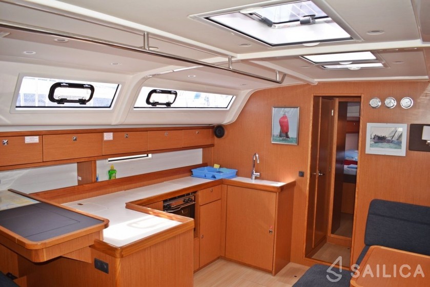 Bavaria 51 Cruiser - Yacht Charter Sailica