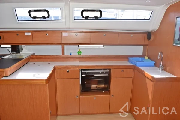 Bavaria 51 Cruiser - Yacht Charter Sailica