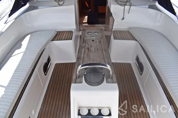 Bavaria 51 Cruiser - Yacht Charter Sailica