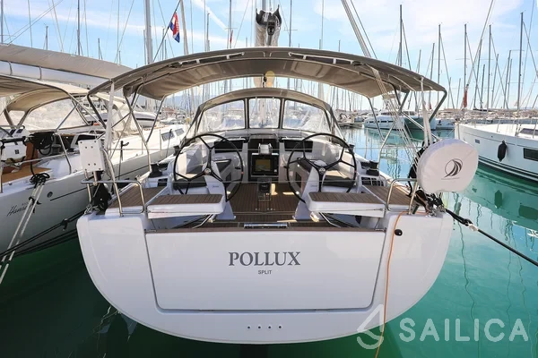 Hanse 418 - Yacht Charter Sailica