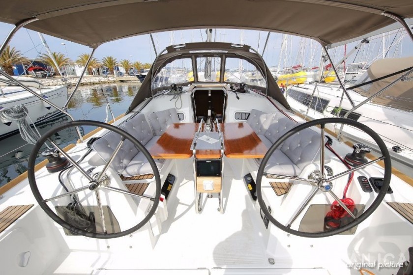 Sun Odyssey 349 - Yacht Charter Sailica