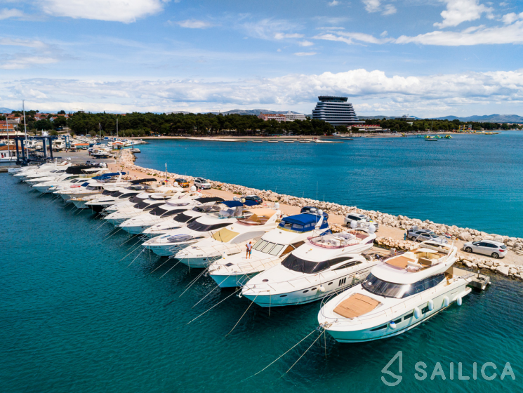 Sun Odyssey 349 - Yacht Charter Sailica