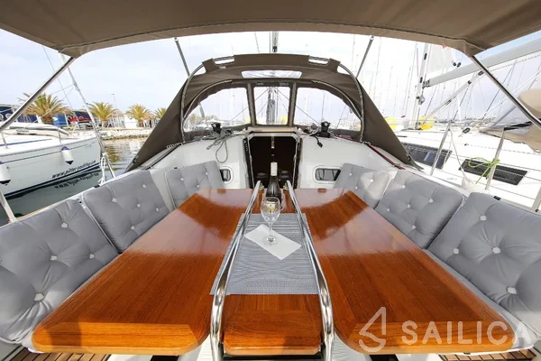 Sun Odyssey 349 - Yacht Charter Sailica