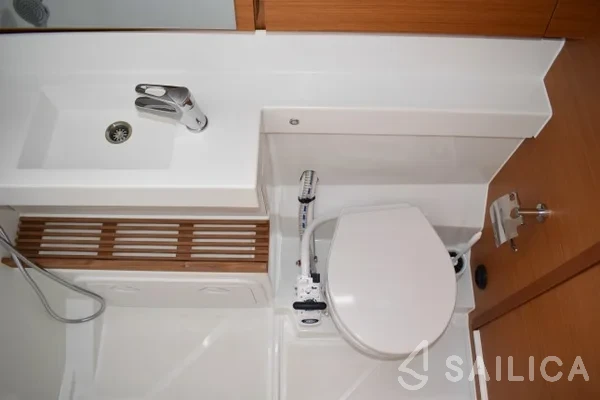 Sun Odyssey 440 - Yacht Charter Sailica