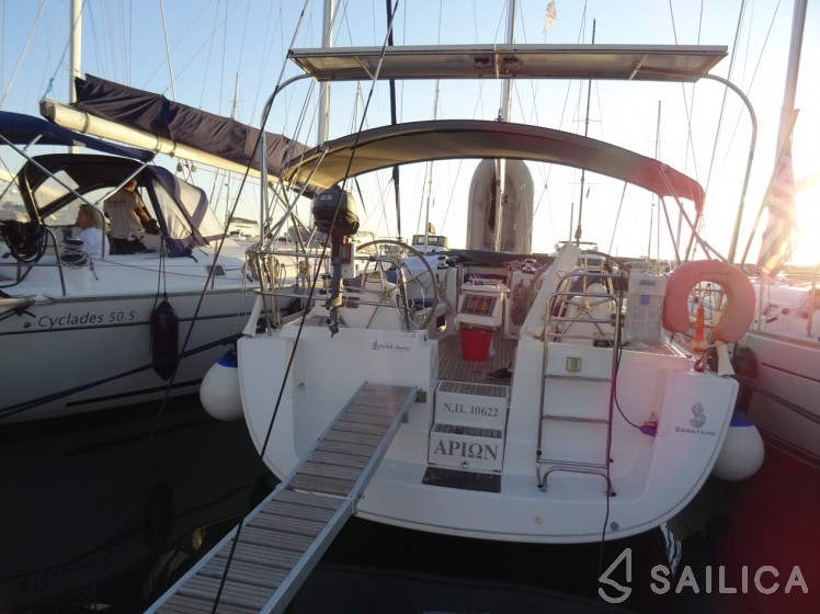Oceanis 40 - Yacht Charter Sailica