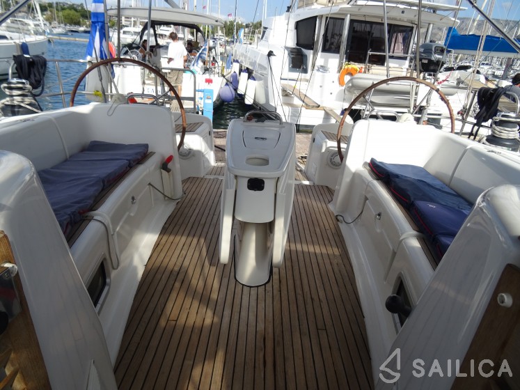 Cyclades 50.5 - Yacht Charter Sailica