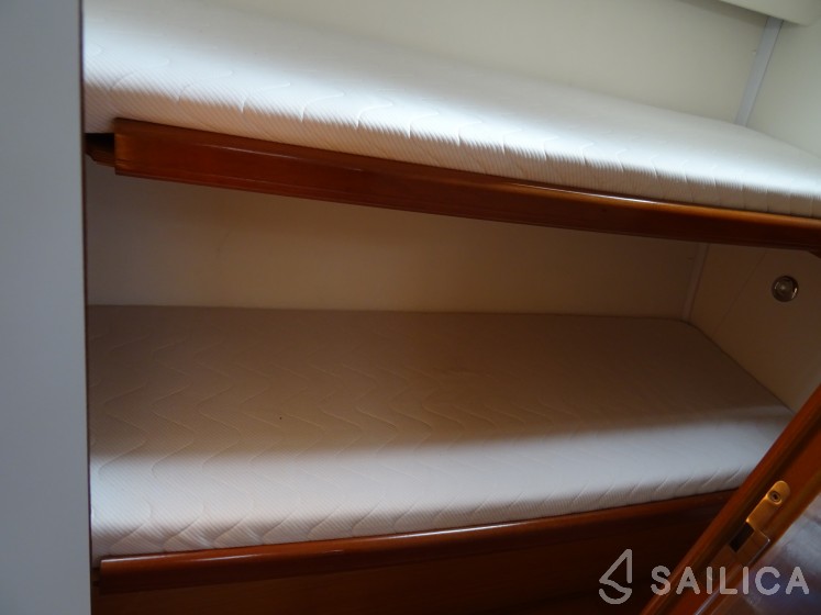 Cyclades 50.5 - Yacht Charter Sailica