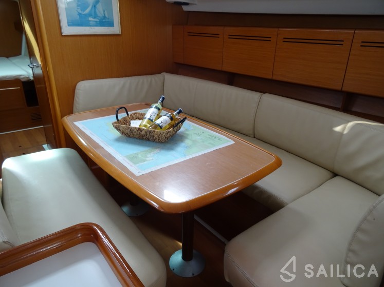 Cyclades 50.5 - Yacht Charter Sailica