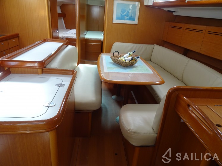 Cyclades 50.5 - Yacht Charter Sailica