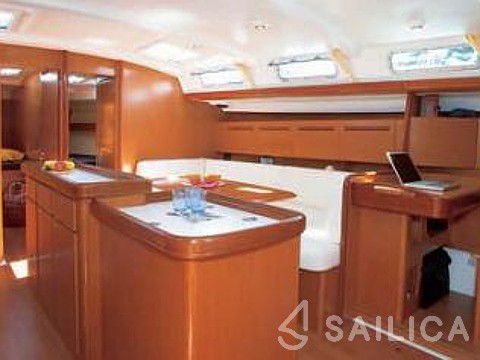 Cyclades 50.5 - Yacht Charter Sailica
