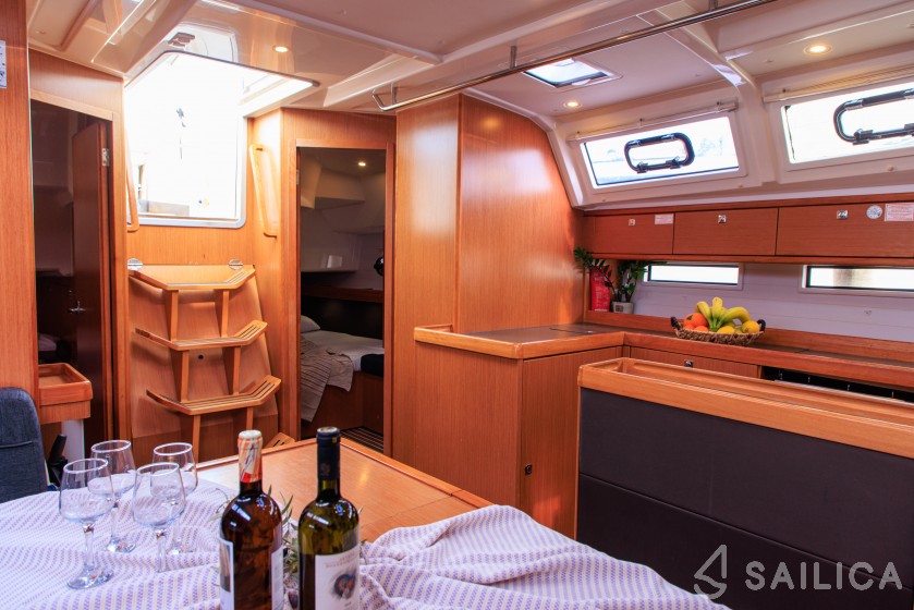 Bavaria 46 Cruiser - Yacht Charter Sailica