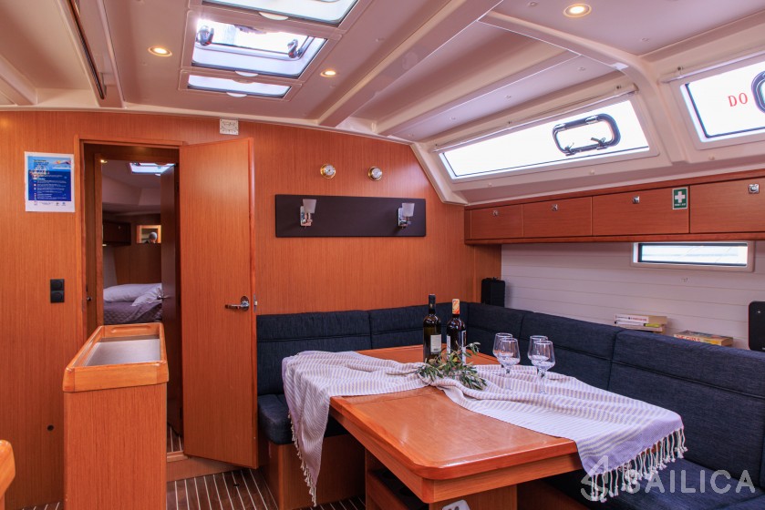 Bavaria 46 Cruiser - Yacht Charter Sailica