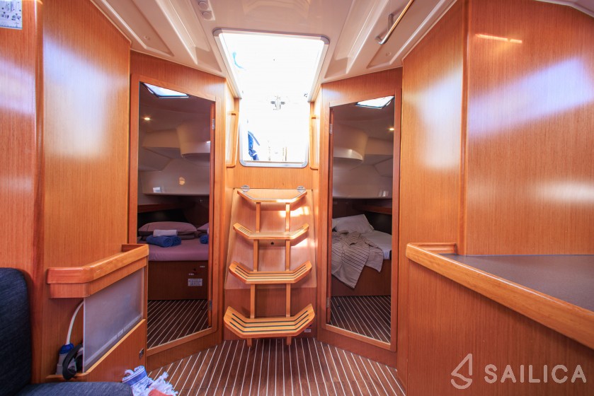 Bavaria 46 Cruiser - Yacht Charter Sailica
