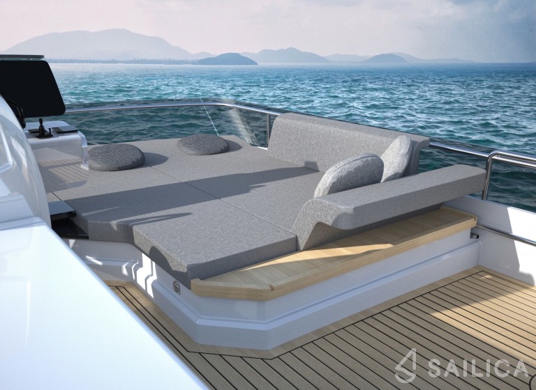 Ferretti 500 - Yacht Charter Sailica