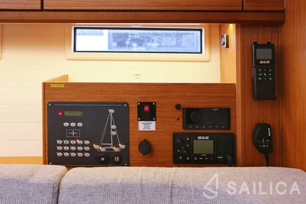 Bavaria 46 Cruiser - Yacht Charter Sailica