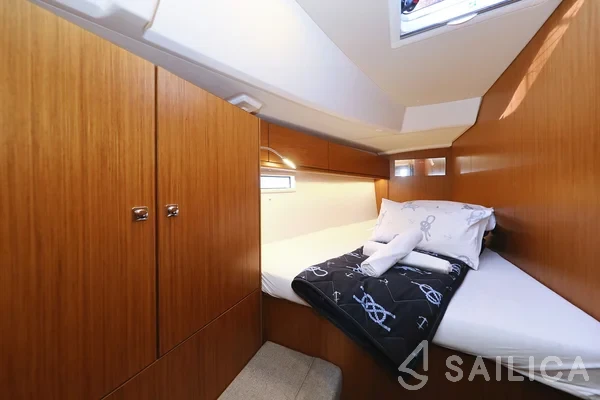 Bavaria 46 Cruiser - Yacht Charter Sailica
