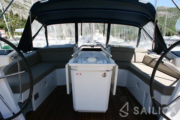 Oceanis 46.1 - Yacht Charter Sailica