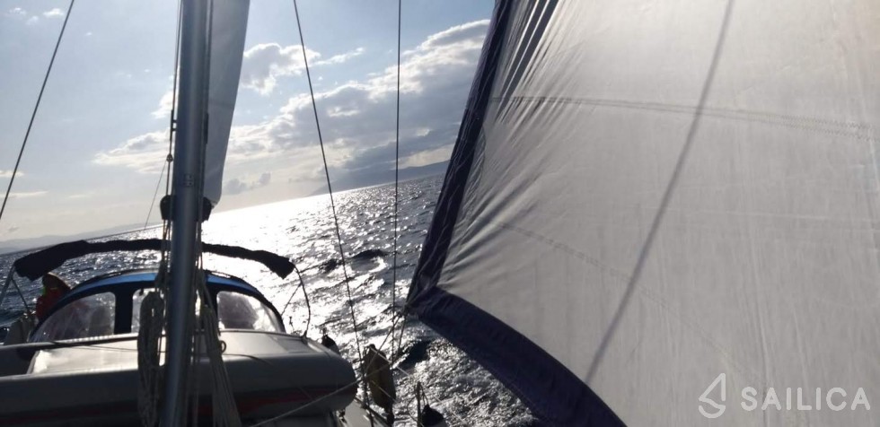 Bavaria 40 Cruiser - Yacht Charter Sailica