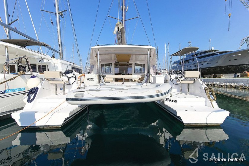 Nautitech 40 open NEW - 4 + 2 cab. - Yacht Charter Sailica