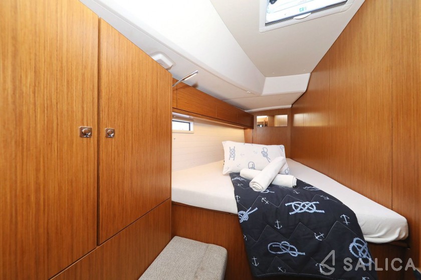 Bavaria 46 Cruiser - Yacht Charter Sailica