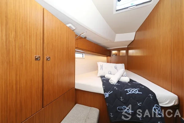 Bavaria 46 Cruiser - Yacht Charter Sailica