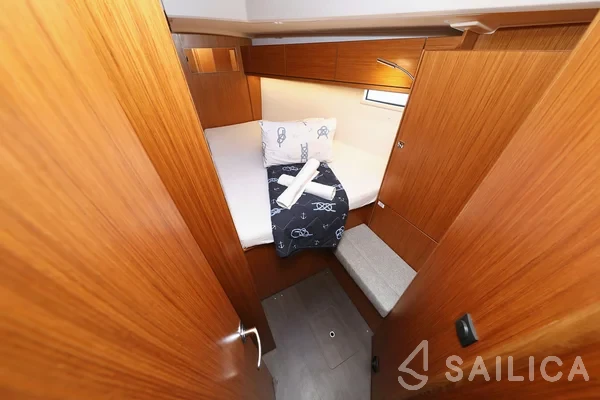 Bavaria 46 Cruiser - Yacht Charter Sailica