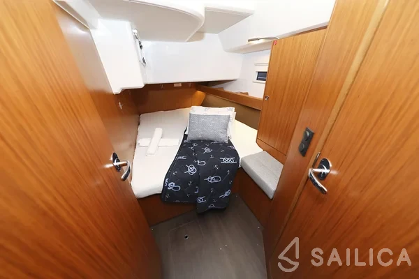Bavaria 46 Cruiser - Yacht Charter Sailica