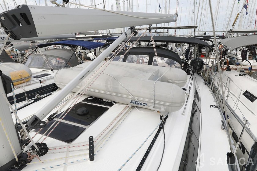 Bavaria 46 Cruiser - Yacht Charter Sailica