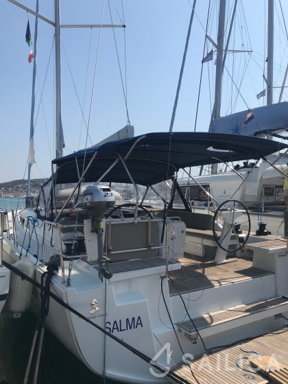 Oceanis 51.1 - Yacht Charter Sailica