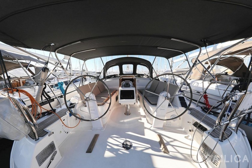 Bavaria 37 Cruiser - Yacht Charter Sailica