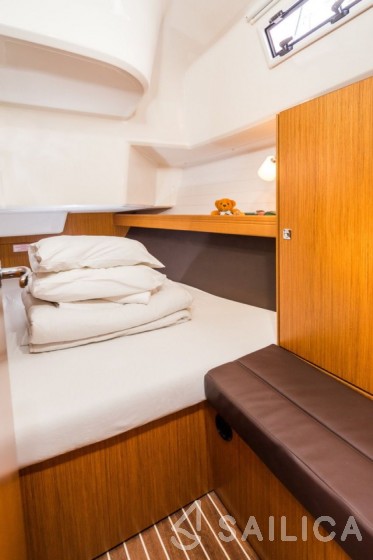 Bavaria 37 Cruiser - Yacht Charter Sailica