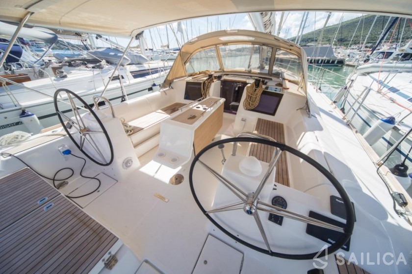 Dufour 460 GL - Yacht Charter Sailica