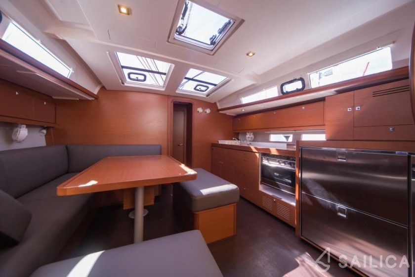 Dufour 460 GL - Yacht Charter Sailica