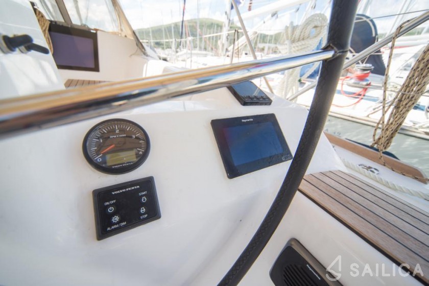 Dufour 460 GL - Yacht Charter Sailica