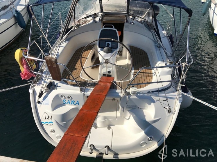 Bavaria 30 Cruiser - Yacht Charter Sailica