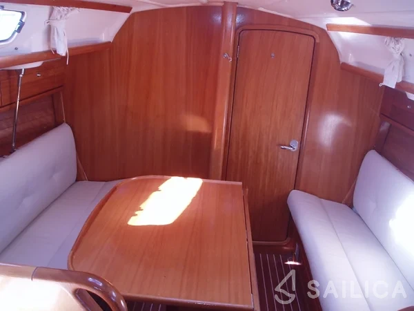 Bavaria 30 Cruiser - Yacht Charter Sailica