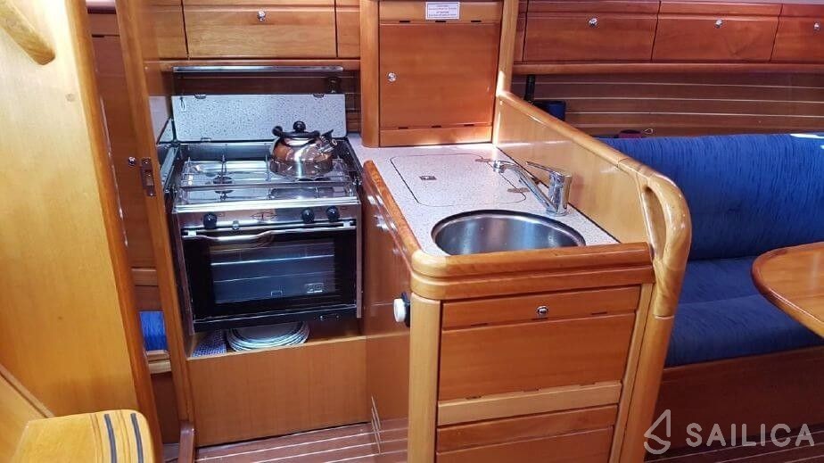 Bavaria 30 Cruiser - Yacht Charter Sailica